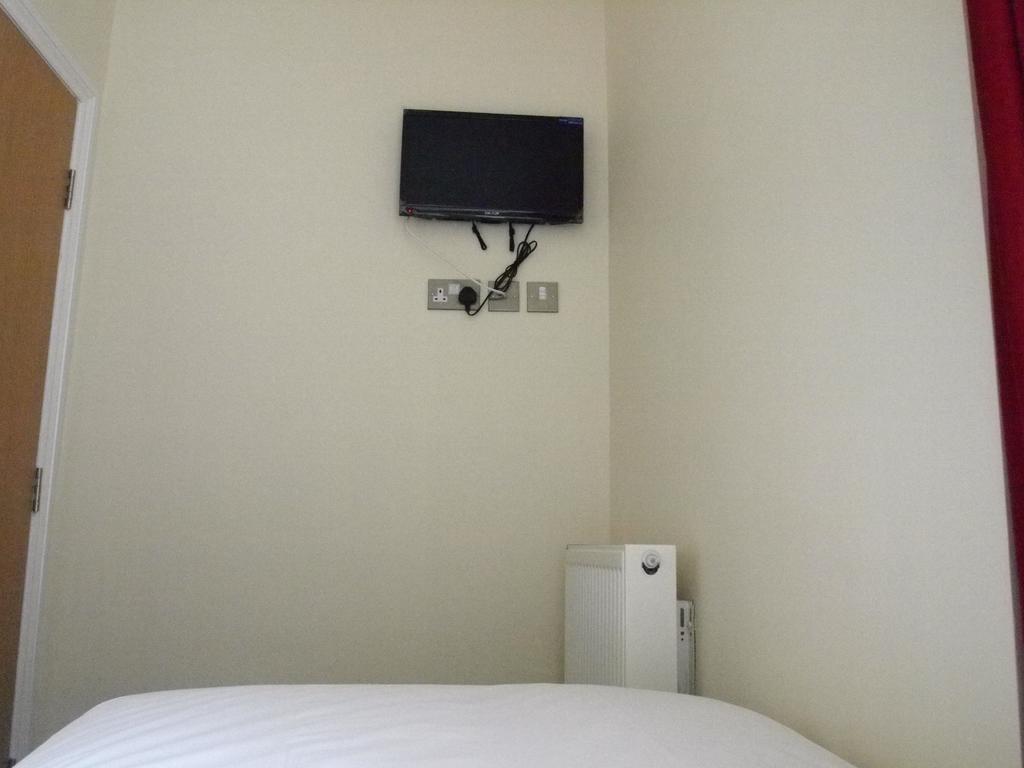 Earls Court Garden Hotel London Room photo